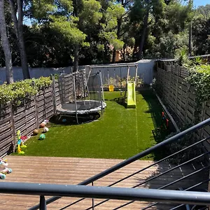 Appartement Morgiou Sormiou T4 Climatise Familial - 3 - Terrasse Bois - Jardin Privatif - Calanques A Pied - Plages & Velodrome A 10 Min - Ideal Familles & Randonneurs & Grimpeurs - Escalade A 5 Min - Sud, Marseille